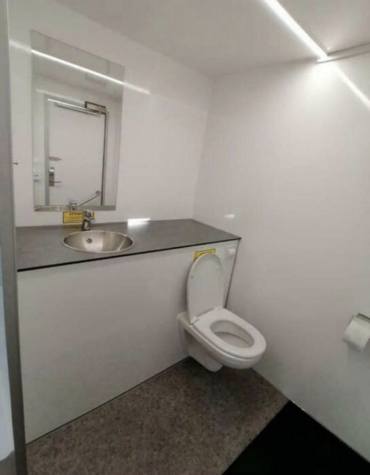 Plaatsing douchecabine